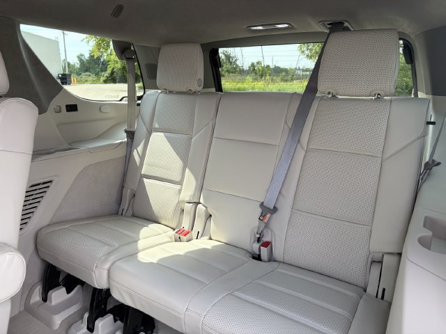 Used 2024 Cadillac Escalade Sport Platinum w/ LPO, ONYX Package AWD/4WD image 14