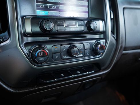 Used 2018 Chevrolet Silverado 1500 LT w/ All Star Edition RWD image 26