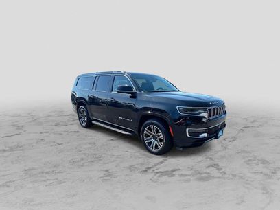 Certified 2024 Jeep Wagoneer L Series II w/ Flexible Seating Group