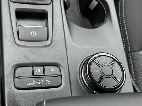 New 2025 Ford Ranger XLT w/ FX4 Off-Road Package image 17