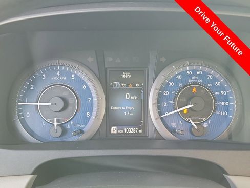 Used 2020 Toyota Sienna L w/ Carpet Mat Package FWD image 7