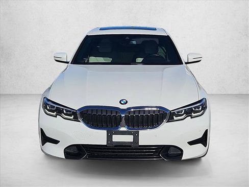 Used 2019 BMW 330i Sedan w/ Convenience Package image 2