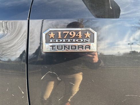Used 2018 Toyota Tundra 1794 Edition image 9