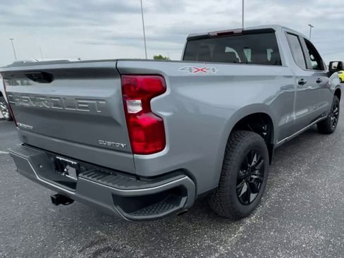 Used 2024 Chevrolet Silverado 1500 Custom AWD/4WD image 9