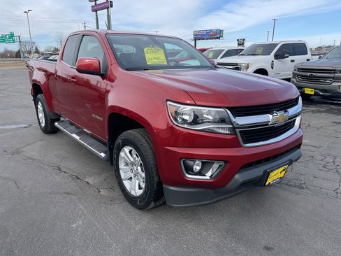 Used 2015 Chevrolet Colorado LT w/ LT Convenience Package image 2