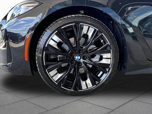 Used 2025 BMW 430i w/ Premium Package RWD image 10
