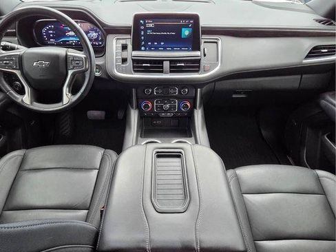 Certified 2022 Chevrolet Suburban Z71 w/ Off-Road Capability Package AWD/4WD image 17