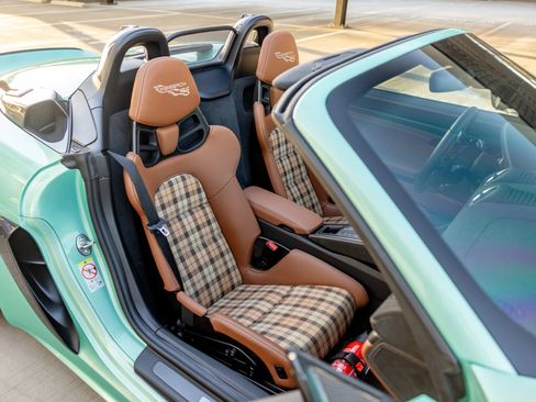Used 2025 Porsche 718 Boxster Spyder RS RWD image 15