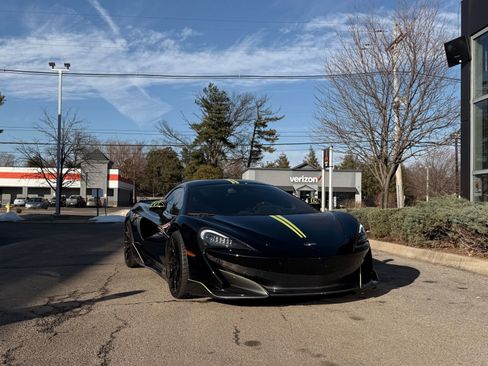 Used 2020 McLaren 600LT Spider image 11