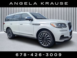 Used 2022 Lincoln Navigator Black Label video 1