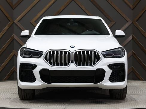 Used 2022 BMW X6 xDrive40i w/ M Sport Package image 4