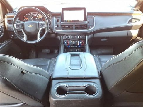Used 2021 Chevrolet Suburban Premier image 7