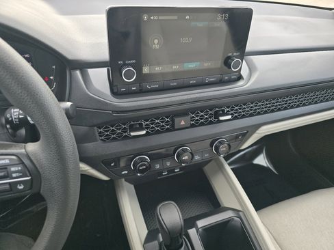 Certified 2024 Honda Accord EX image 29