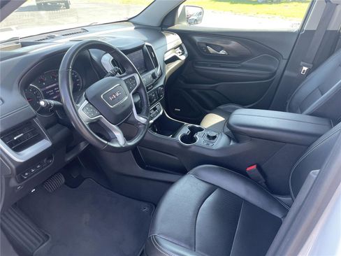 Used 2022 GMC Terrain SLT w/ Infotainment Package II AWD/4WD image 9