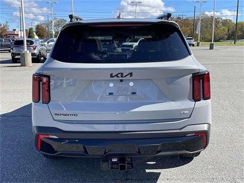 New 2026 Kia Sorento X-Line EX image 6