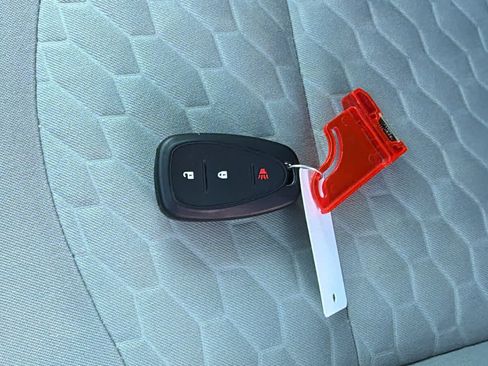 Used 2018 Chevrolet Equinox LS FWD image 29