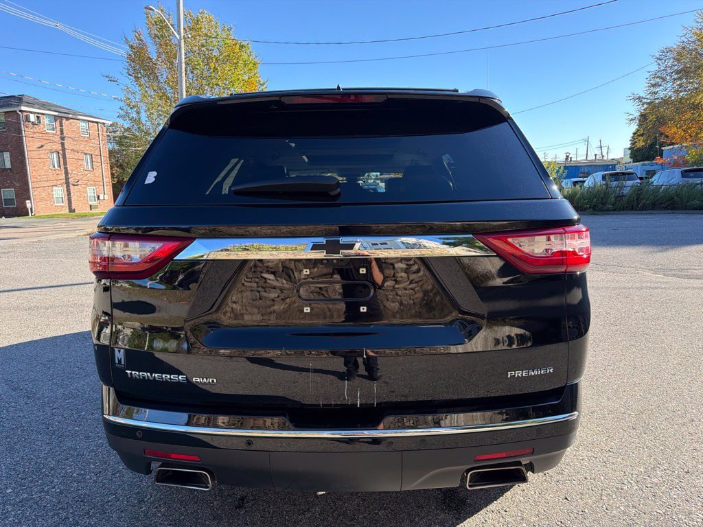 Used 2020 Chevrolet Traverse Premier AWD/4WD image 5
