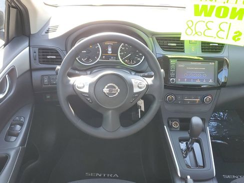 Used 2019 Nissan Sentra S w/ Exterior Package FWD image 19