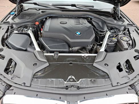 Used 2022 BMW 530i xDrive w/ Premium Package image 29