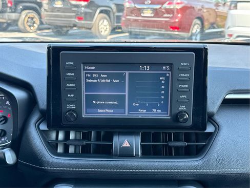 Used 2019 Toyota RAV4 LE image 14