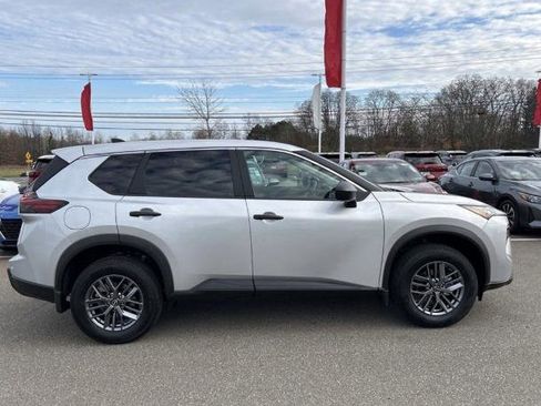 Certified 2025 Nissan Rogue S AWD/4WD image 2