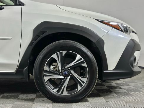Used 2024 Subaru Crosstrek 2.0i Premium image 8