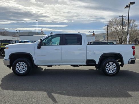 Used 2024 Chevrolet Silverado 3500 LT w/ Convenience Package image 2