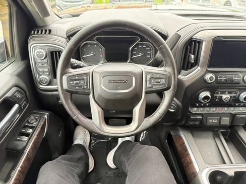 Used 2020 GMC Sierra 3500 Denali w/ Denali Ultimate Package AWD/4WD image 14