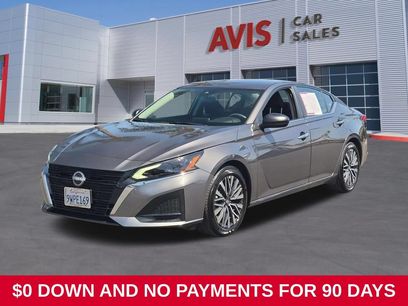 Used 2025 Nissan Altima 2.5 SV