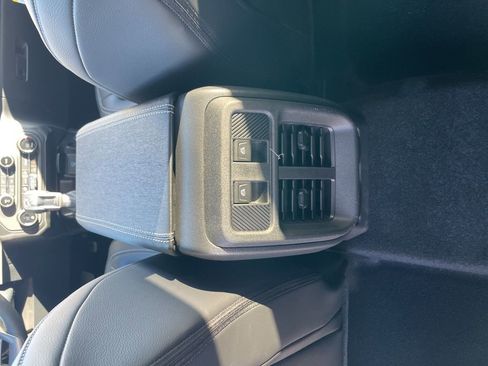 New 2025 Ford Bronco Outer Banks AWD/4WD image 18
