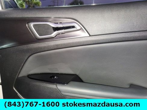 Used 2023 Kia Sportage EX image 26