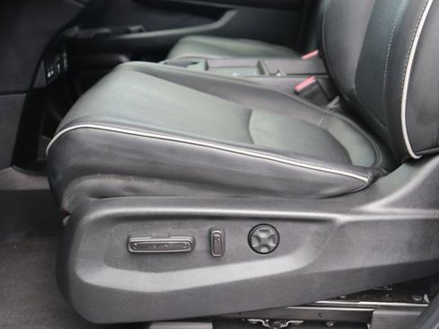 Used 2025 Honda Odyssey Elite image 9