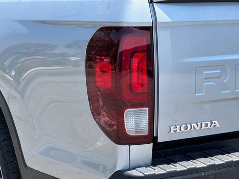 Used 2025 Honda Ridgeline RTL image 22