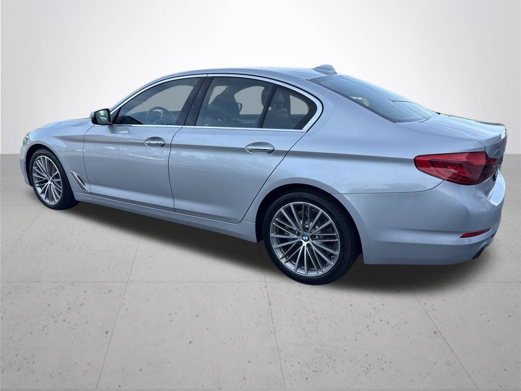 Used 2018 BMW 530i xDrive AWD/4WD image 10