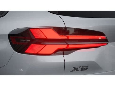 New 2026 BMW X5 sDrive40i RWD image 8