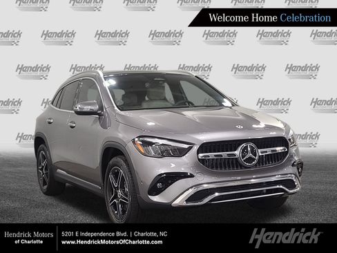 New 2026 Mercedes-Benz GLA 250 4MATIC image 1