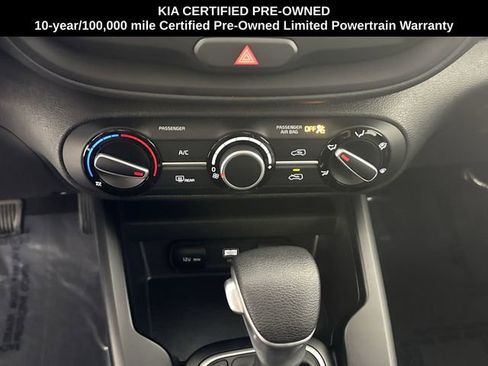 Certified 2025 Kia Soul LX image 8