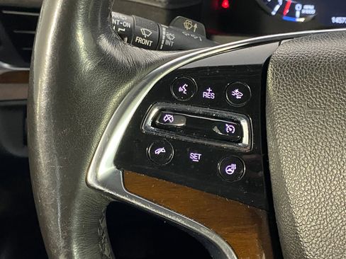 Used 2020 Cadillac Escalade Luxury image 14