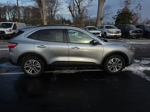 Certified 2022 Ford Escape SEL image 11