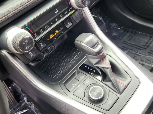 Certified 2023 Toyota RAV4 SE image 18