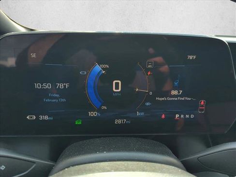 New 2025 Chevrolet Equinox EV RS w/ Convenience Package II image 11