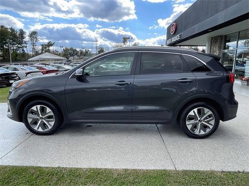 Used 2020 Kia Niro EX Premium w/ Cold Weather Package image 11