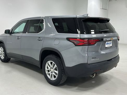 Used 2023 Chevrolet Traverse LS w/ Safety Package FWD image 3