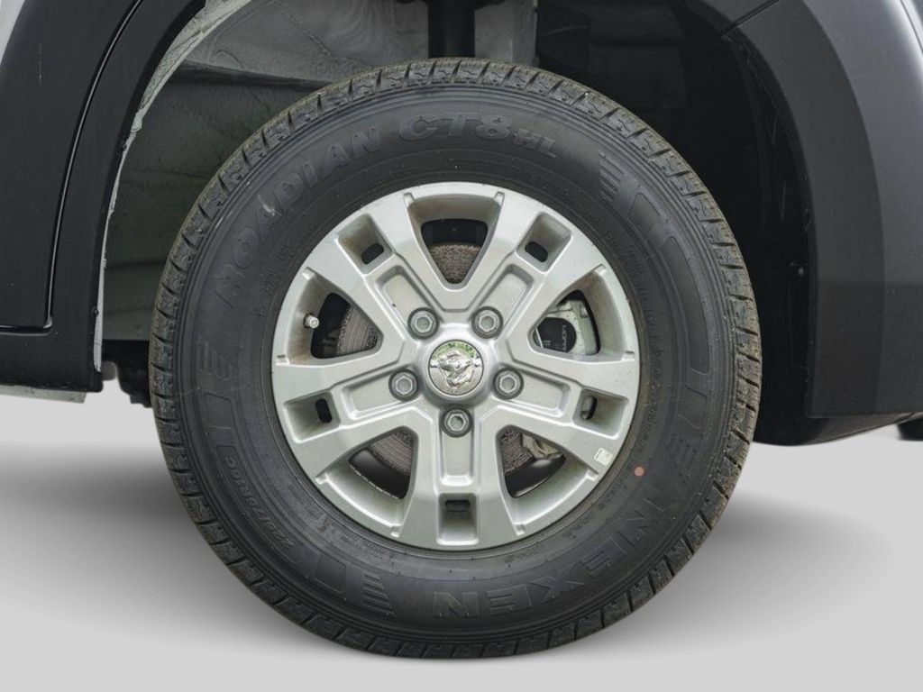 New 2025 RAM ProMaster 2500 w/ Quick Order Package 22G SLT FWD image 14