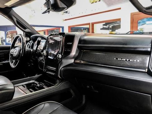 Used 2021 RAM 2500 Limited AWD/4WD image 13