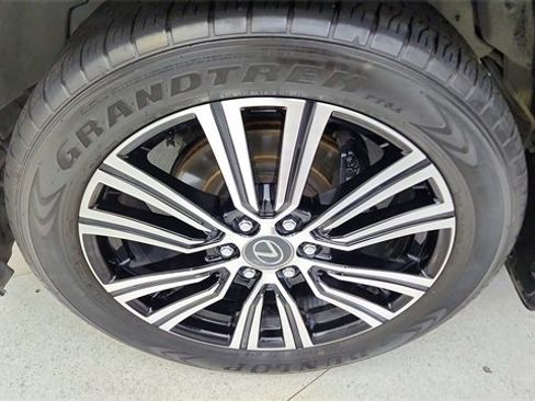 Used 2024 Lexus LX 600 4WD w/ Luxury Package image 63