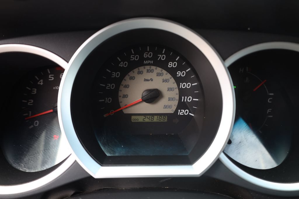 Used 2005 Toyota Tacoma 4x4 Double Cab w/ TRD Off-Road Pkg #2 image 14