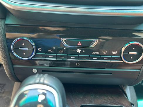 Used 2014 Maserati Ghibli RWD image 49