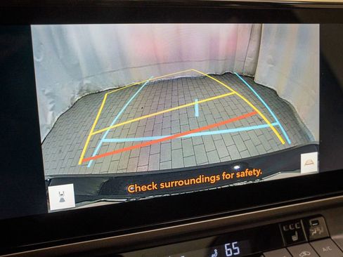 Used 2025 Toyota Camry XLE image 14