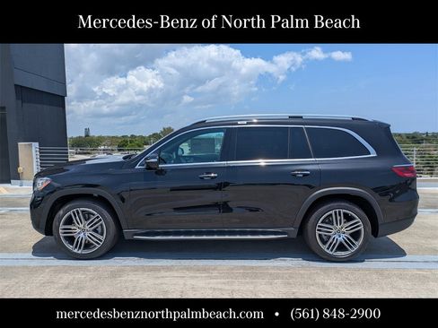 New 2026 Mercedes-Benz GLS 450 4MATIC image 3